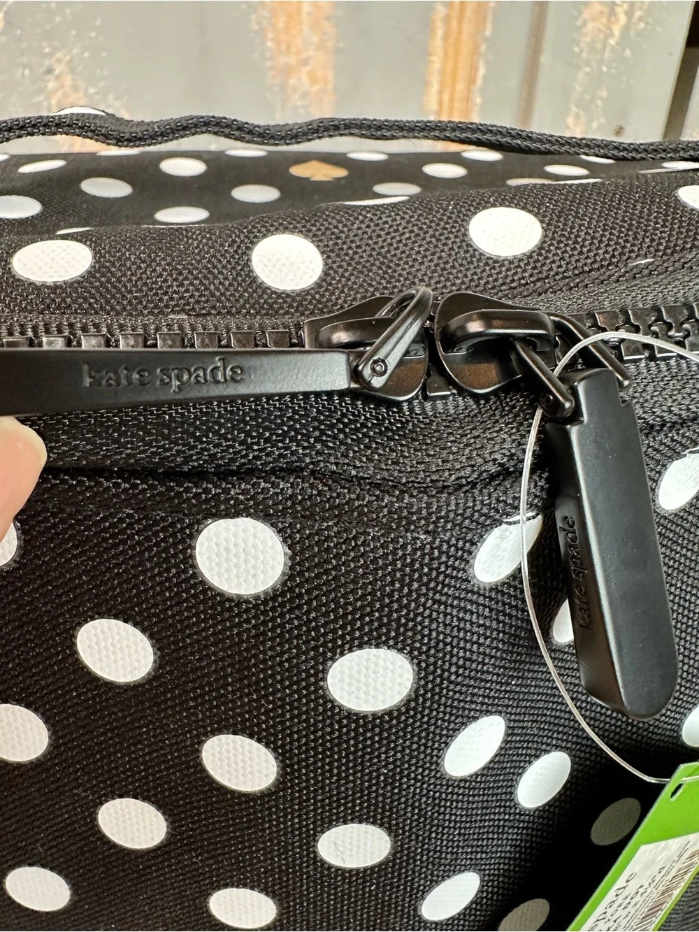 Kate Spade Polka Dot Insulated Lunch Tote Black/White NWT - Picture 3 of 13